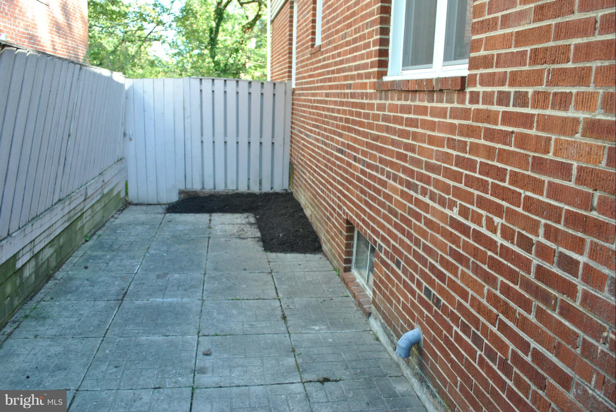 9018 Walden Road Silver Spring, MD 20901 - Photo 27 of 27 Exterior (Rear)