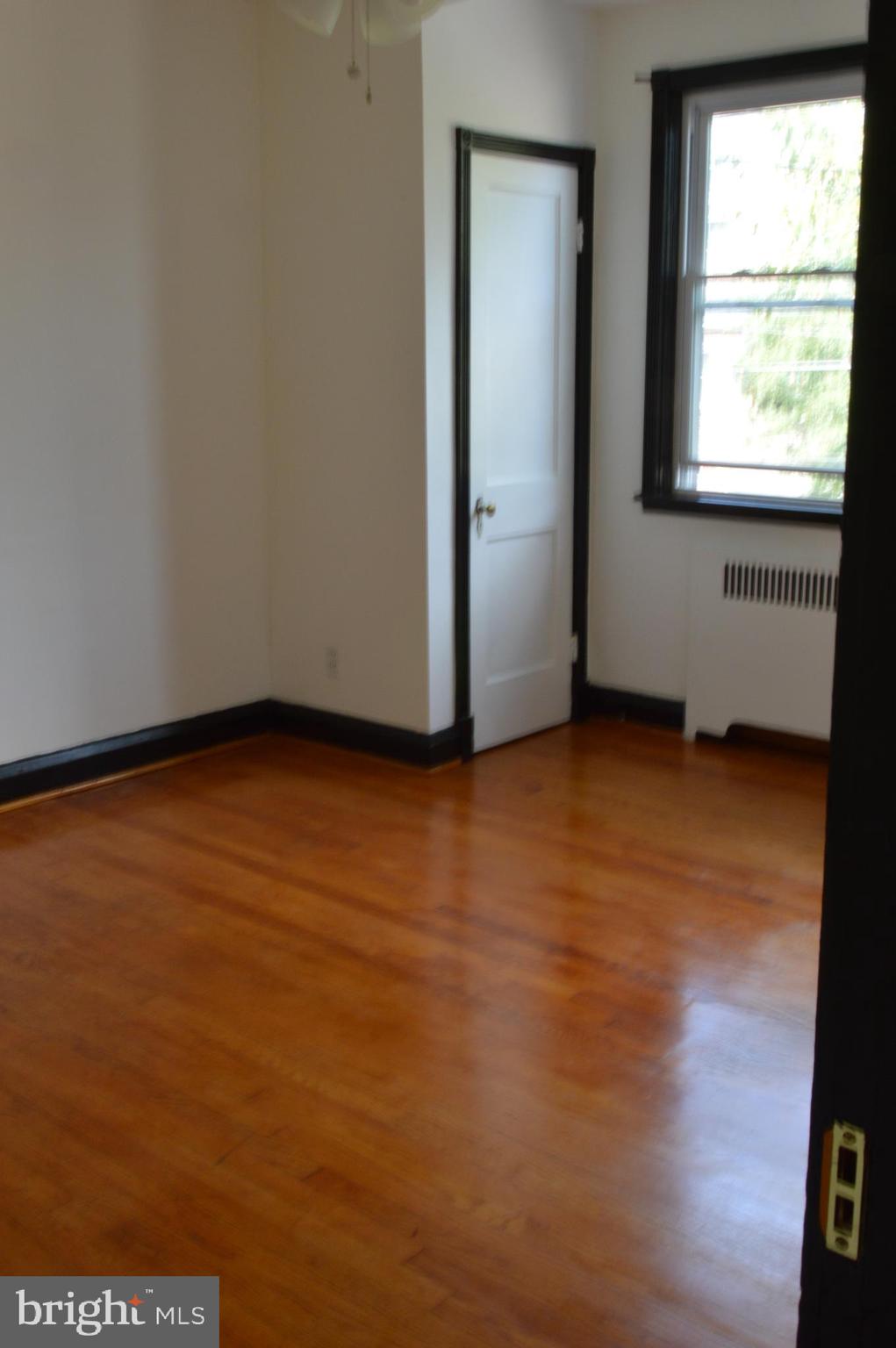 1522 Roundhill Road Baltimore, MD 21218 - Photo 20 of 24 Gallery Image 20