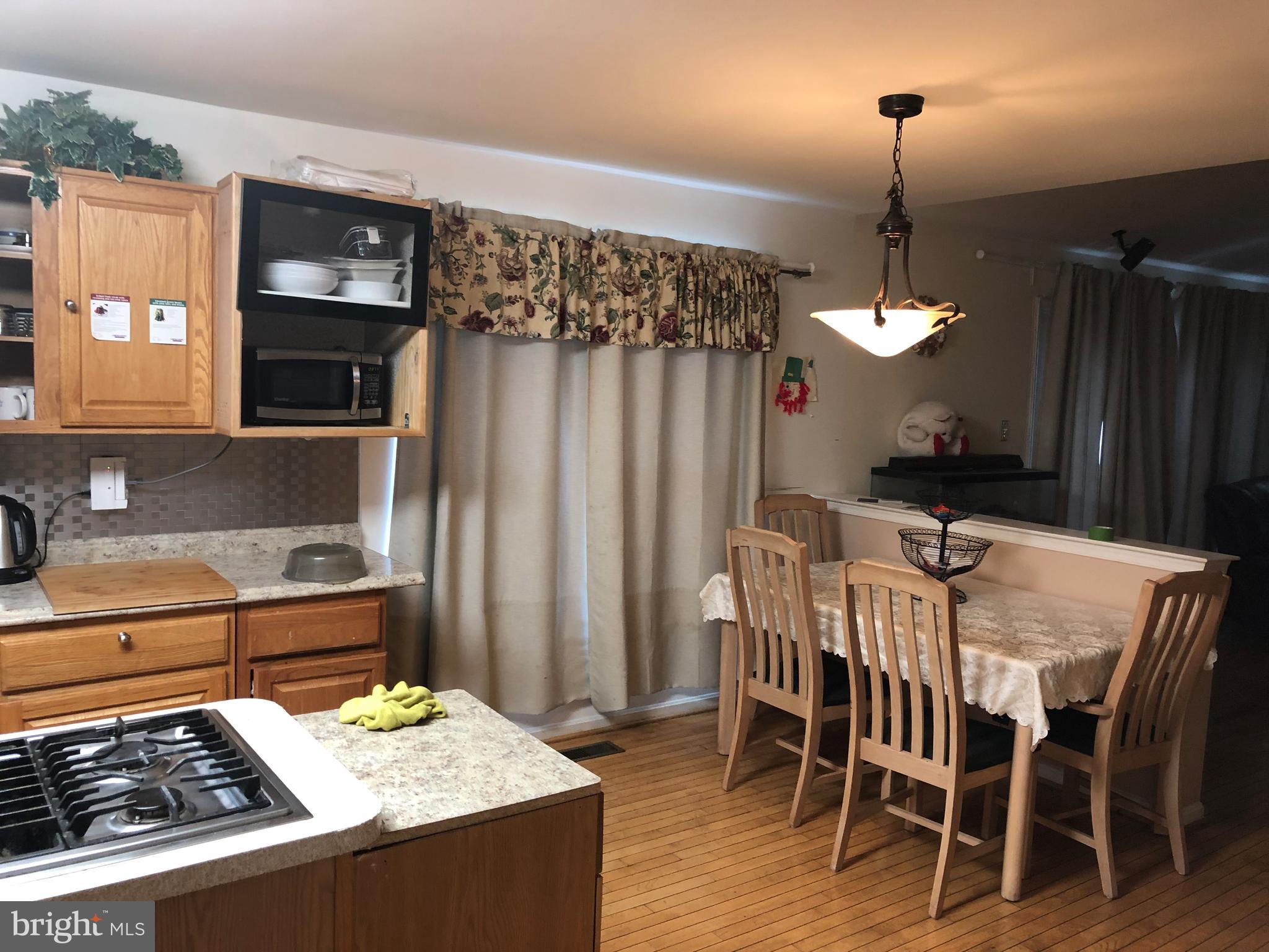 11106 Snowden Pond Road Laurel, MD 20708 - Photo 3 of 22