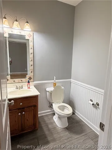 $2,400 | 3917 Barnsdale Drive, Wade, NC 28395