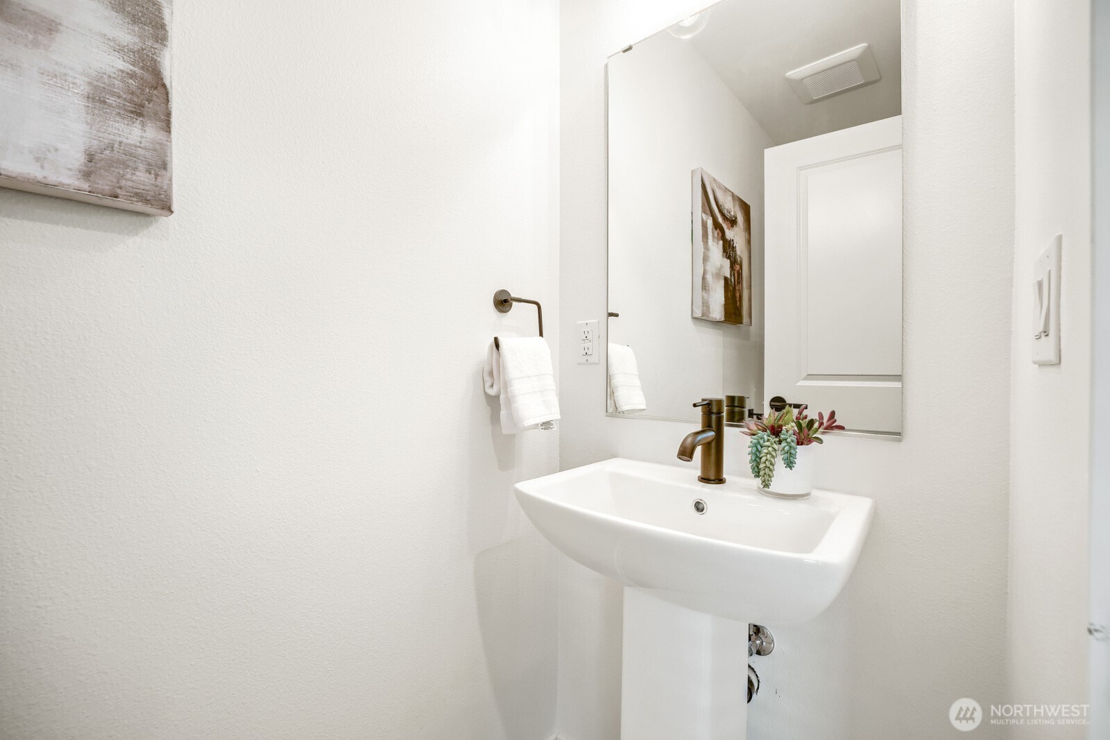 5206 Delridge Way Southwest, Unit B Seattle, WA 98106 - Photo 15 of 31