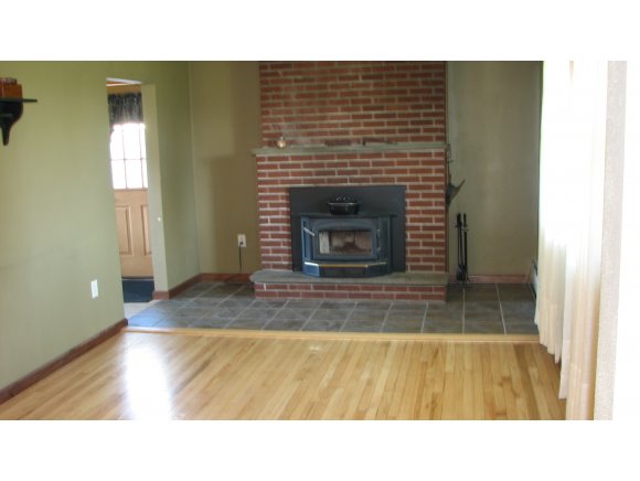 686 West Chenango Road Binghamton, NY 13905 - Photo 2 of 21 Gallery Image 2
