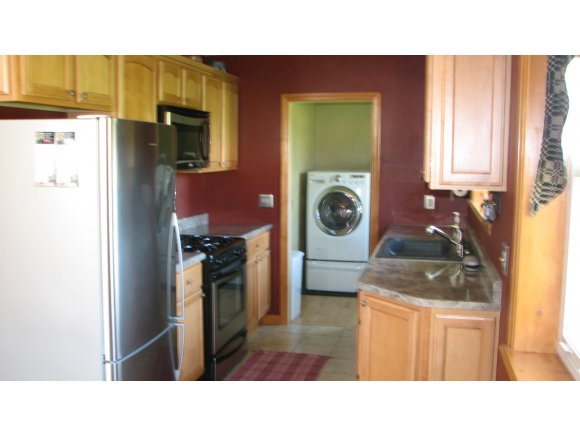 686 West Chenango Road Binghamton, NY 13905 - Photo 4 of 21 Gallery Image 4