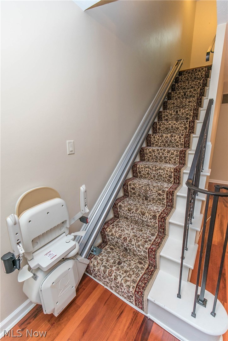 20163 Grannis Road, Unit 7 Cleveland, OH 44126 - Photo 19 of 34 Gallery Image 19