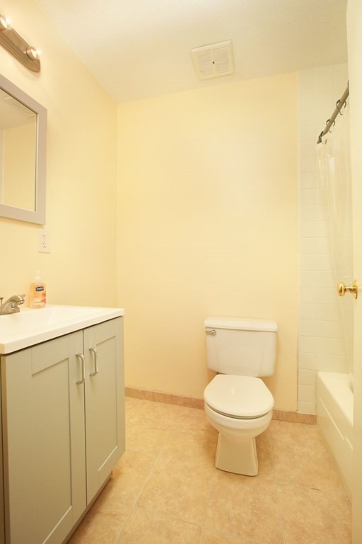 76 Northridge Road, Unit 76 Beverly, MA 01915 - Photo 15 of 23 Gallery Image 15