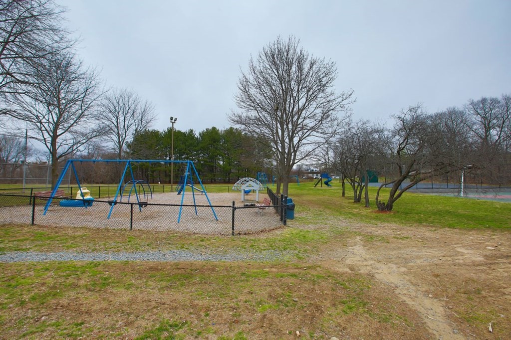 76 Northridge Road, Unit 76 Beverly, MA 01915 - Photo 22 of 23 Gallery Image 22