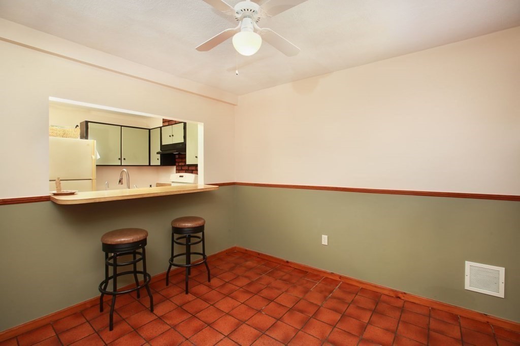 76 Northridge Road, Unit 76 Beverly, MA 01915 - Photo 3 of 23 Gallery Image 3