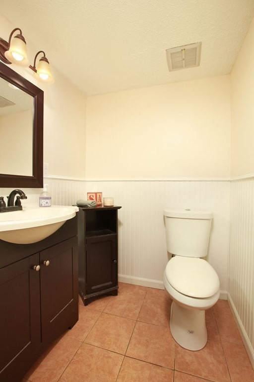 76 Northridge Road, Unit 76 Beverly, MA 01915 - Photo 6 of 23 Gallery Image 6
