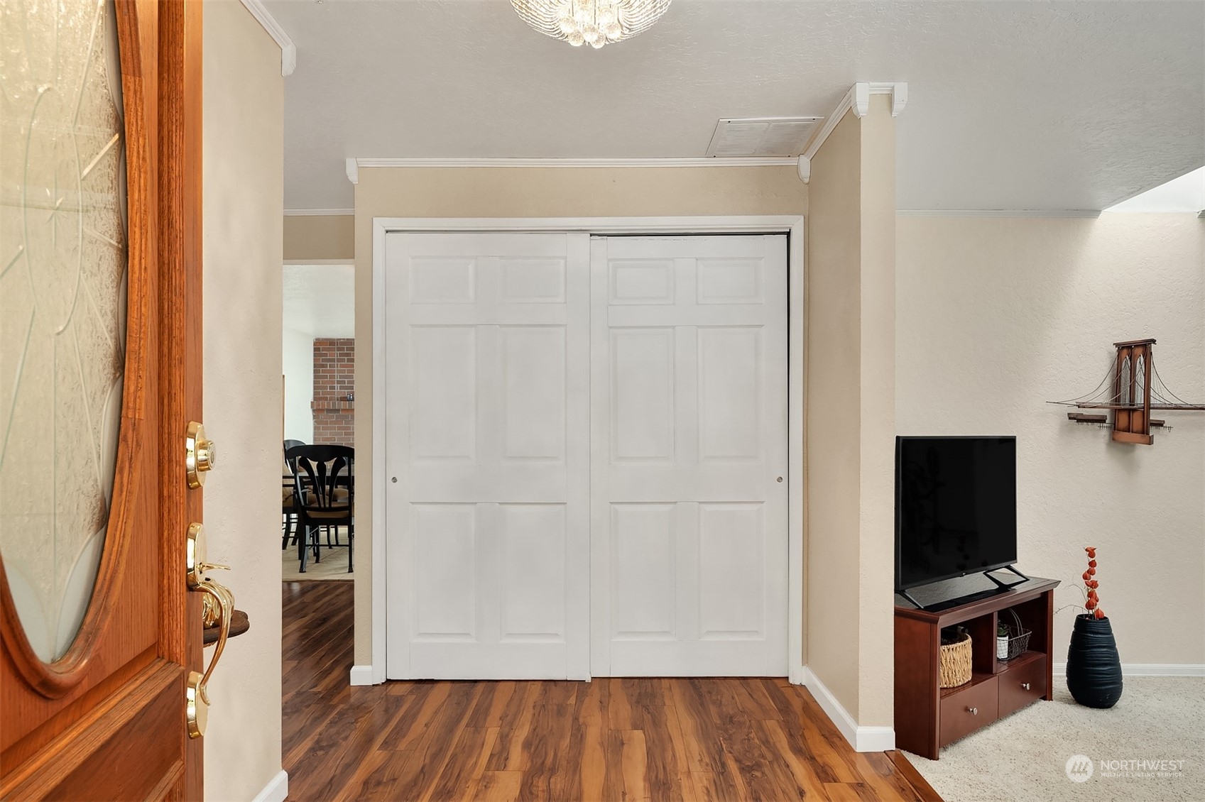 19230 5th Drive Southeast Bothell, WA 98012 - Photo 3 of 40 Gallery Image 3