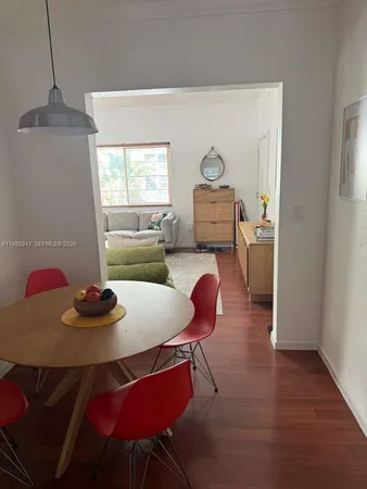 $2,600 | 901 Meridian Avenue, Unit 201, Miami Beach, FL 33139