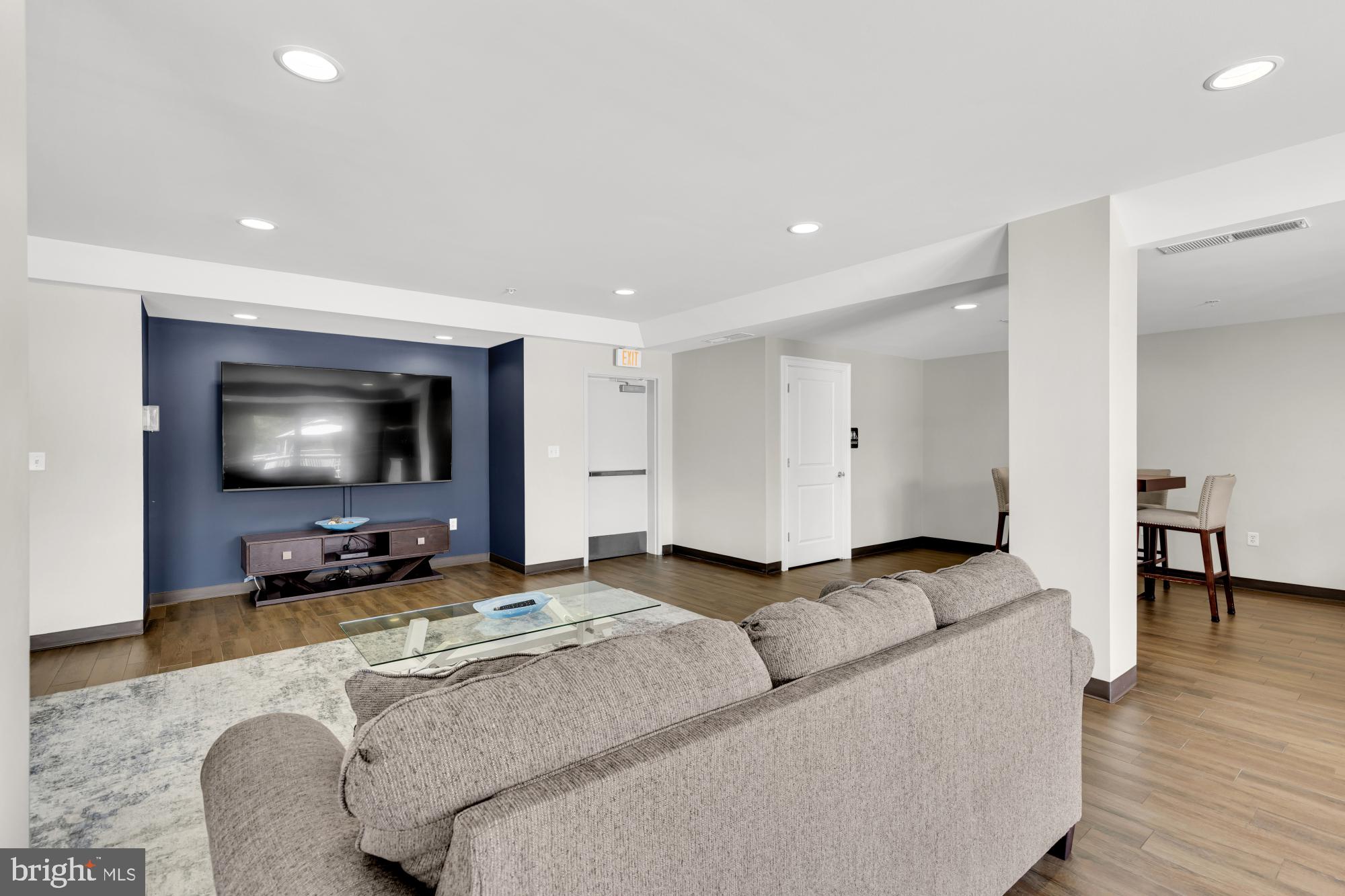 6301 Edsall Road, Unit 507 Alexandria, VA 22312 - Photo 28 of 40 Community Room