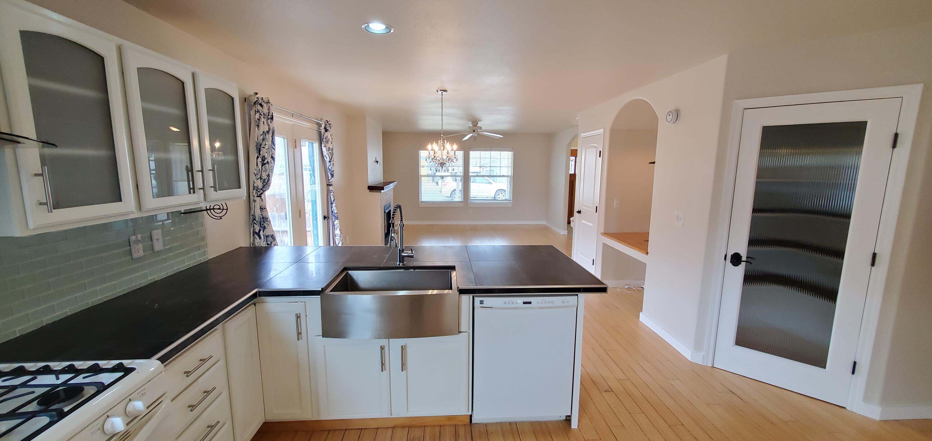 3047 Yellow Ribbon Drive, Unit 1 Bend, OR 97701 - Photo 12 of 38 20230415_134701