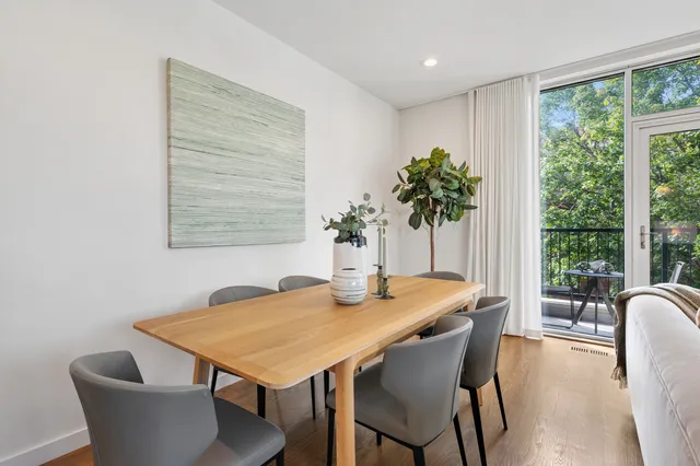 $725,000 | 2237 North Hoyne Avenue, Unit 3N, Chicago, IL 60647