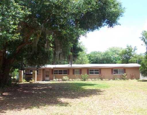 1319 North Taylor Road Brandon, FL 33510 - Photo 1 of 1 Exterior Front - COUNTRY LIVING IN THE HEART OF BRANDON ON THIS 1.5 ACRE PROPERTY