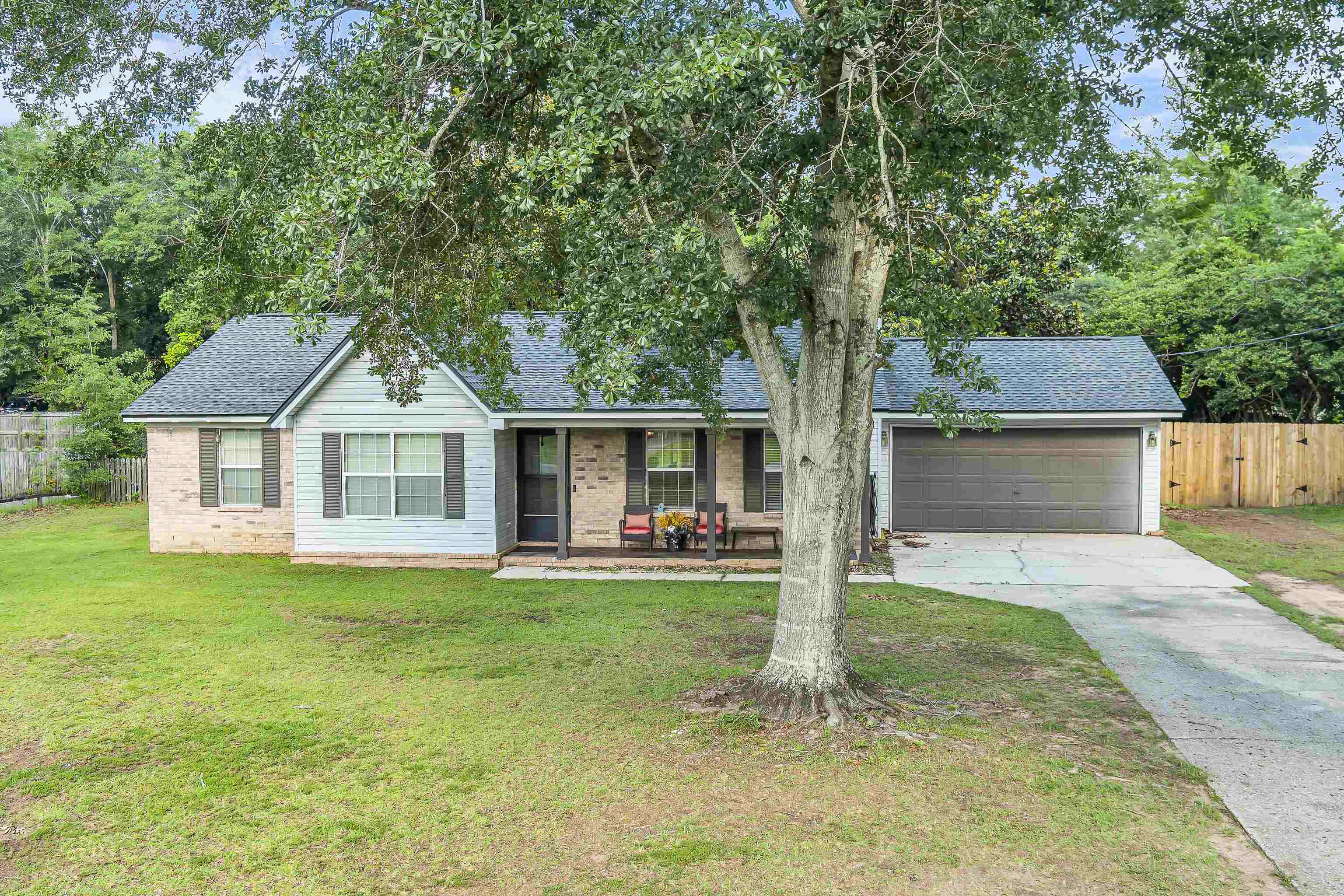 23214 Rochelle Loop Robertsdale, AL 36567 - Photo 4 of 27 Front Of Structure