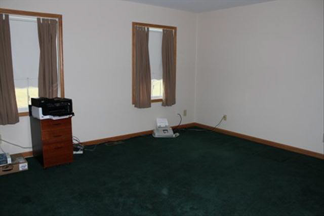 9392 Grafton Road Carleton, MI 48117 - Photo 16 of 19 BEDROOM 4