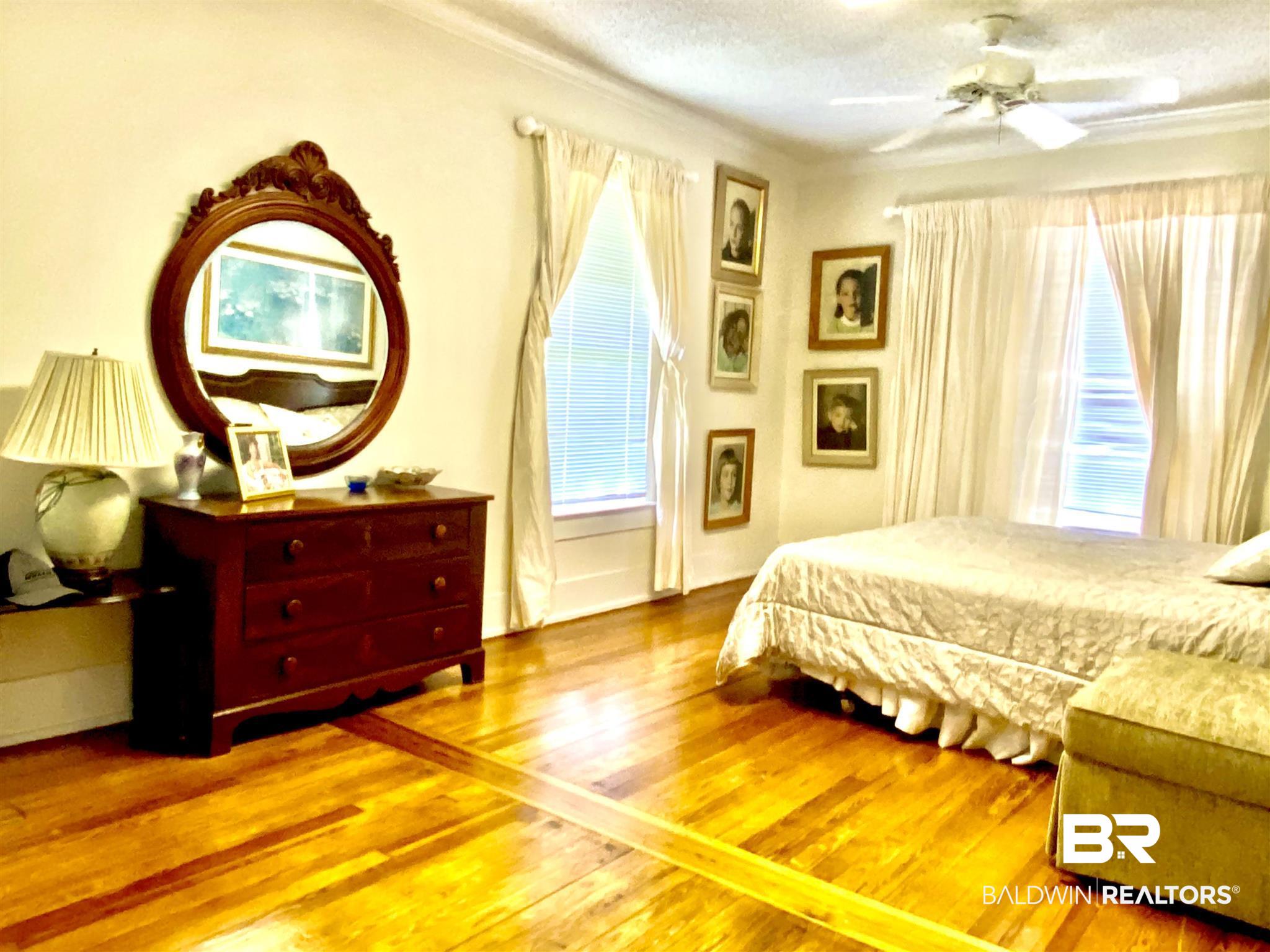 131 Fairhope Avenue Fairhope, AL 36532 - Photo 14 of 44