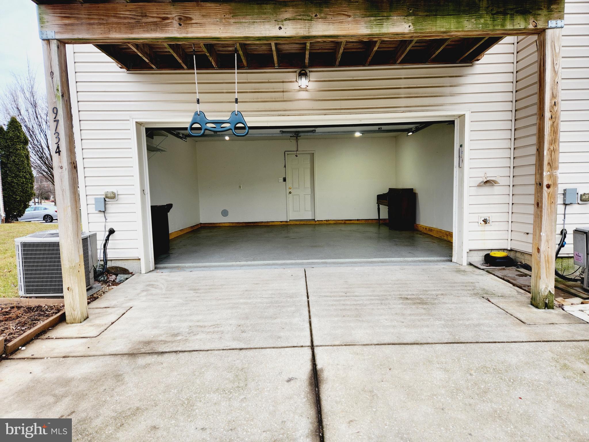 9734 Luguna Road Middle River, MD 21220 - Photo 2 of 36 2 car garage