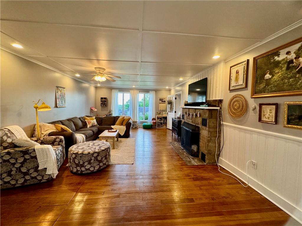 504 Sawmill Road Greensburg, PA 15601 - Photo 15 of 25 The large living room allows for a sectional, play area and desk area, you can design it to fit your lifestyle - room for everything!