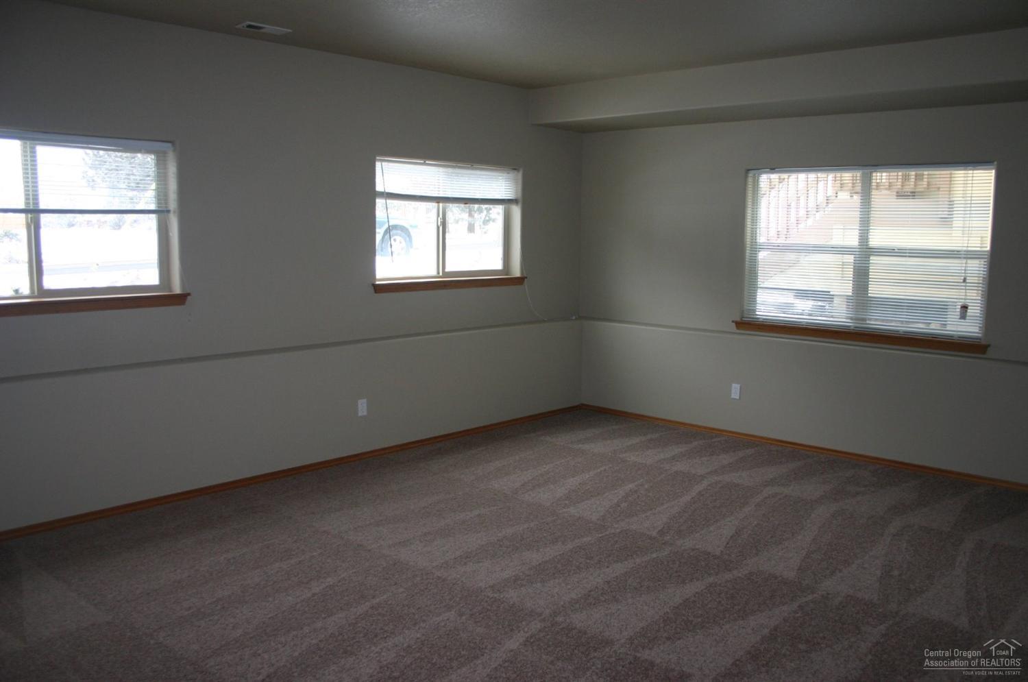 63217 Boyd Acres Road Bend, OR 97701 - Photo 13 of 18 Additional Photo