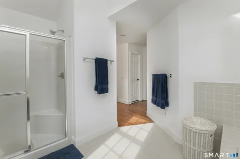 $1,450,000 | 15 Schoolhouse Place, Ridgefield, CT 06877