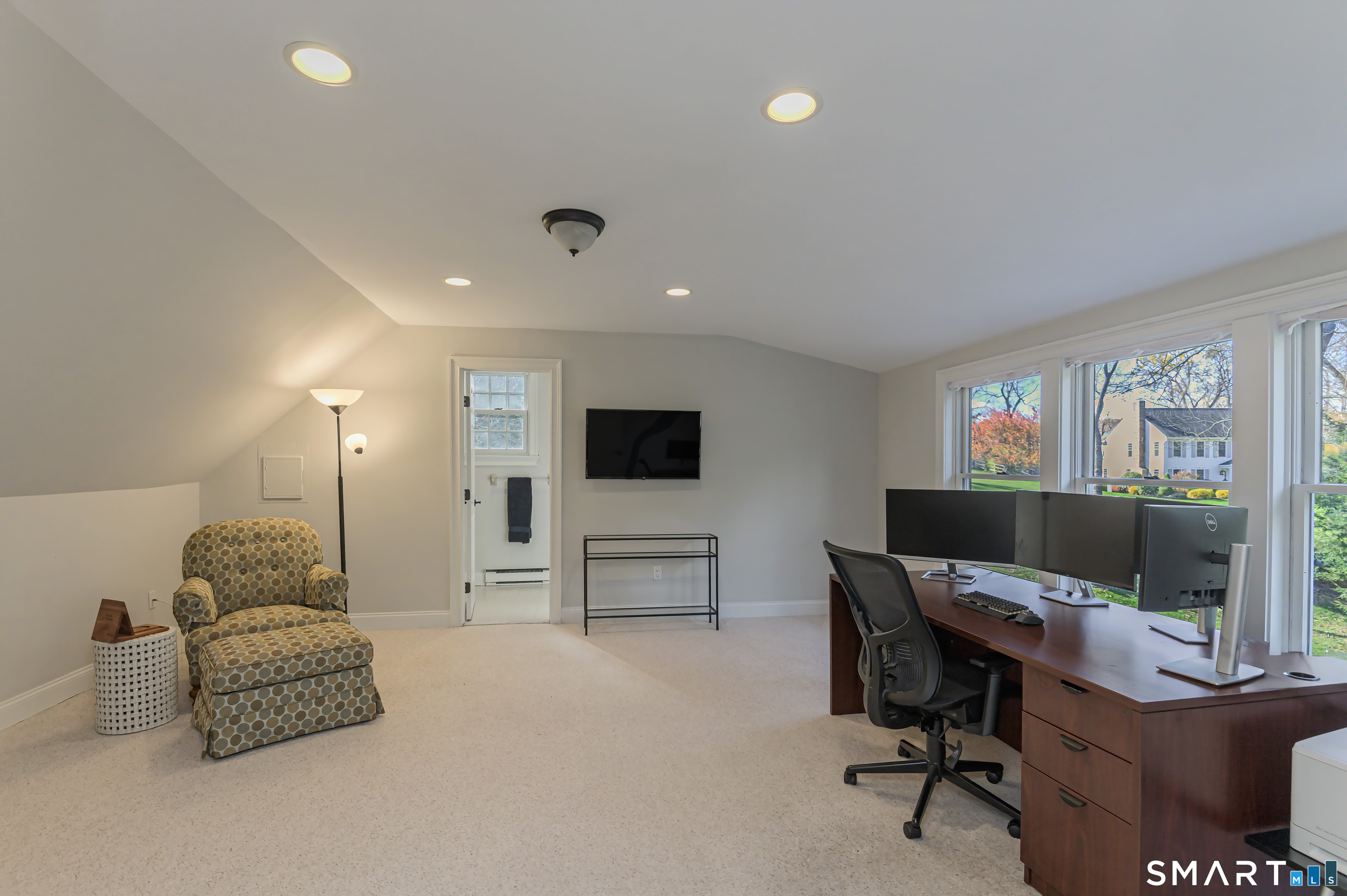 15 Schoolhouse Place Ridgefield, CT 06877 - Photo 24 of 40