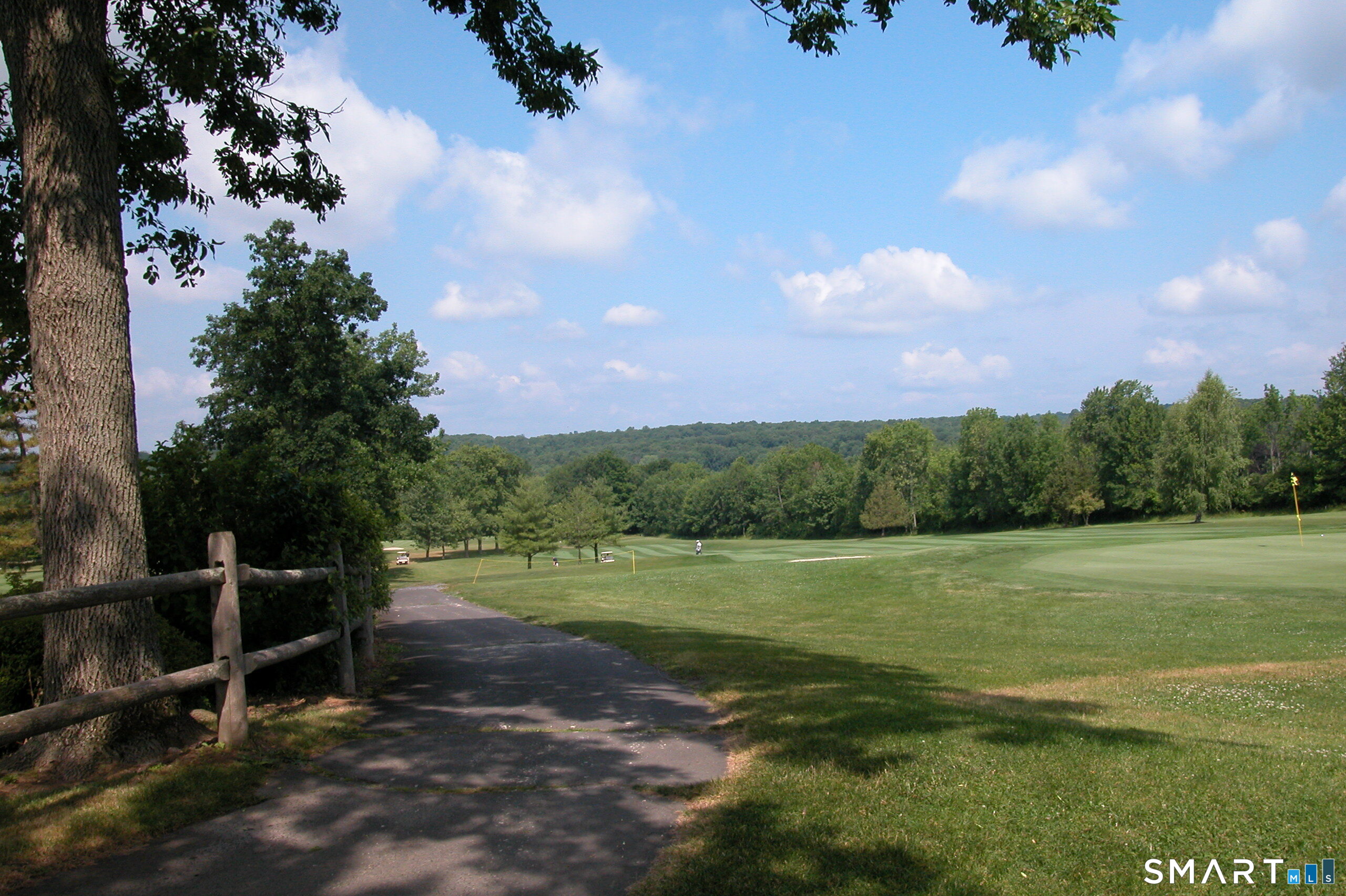 15 Schoolhouse Place Ridgefield, CT 06877 - Photo 32 of 40