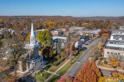 $1,450,000 | 15 Schoolhouse Place, Ridgefield, CT 06877