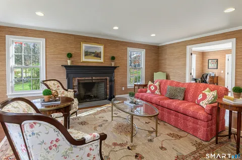 $1,450,000 | 15 Schoolhouse Place, Ridgefield, CT 06877