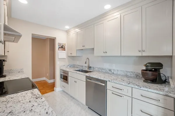 $589,900 | 1202 Greendale Avenue, Unit 133, Needham, MA 02492