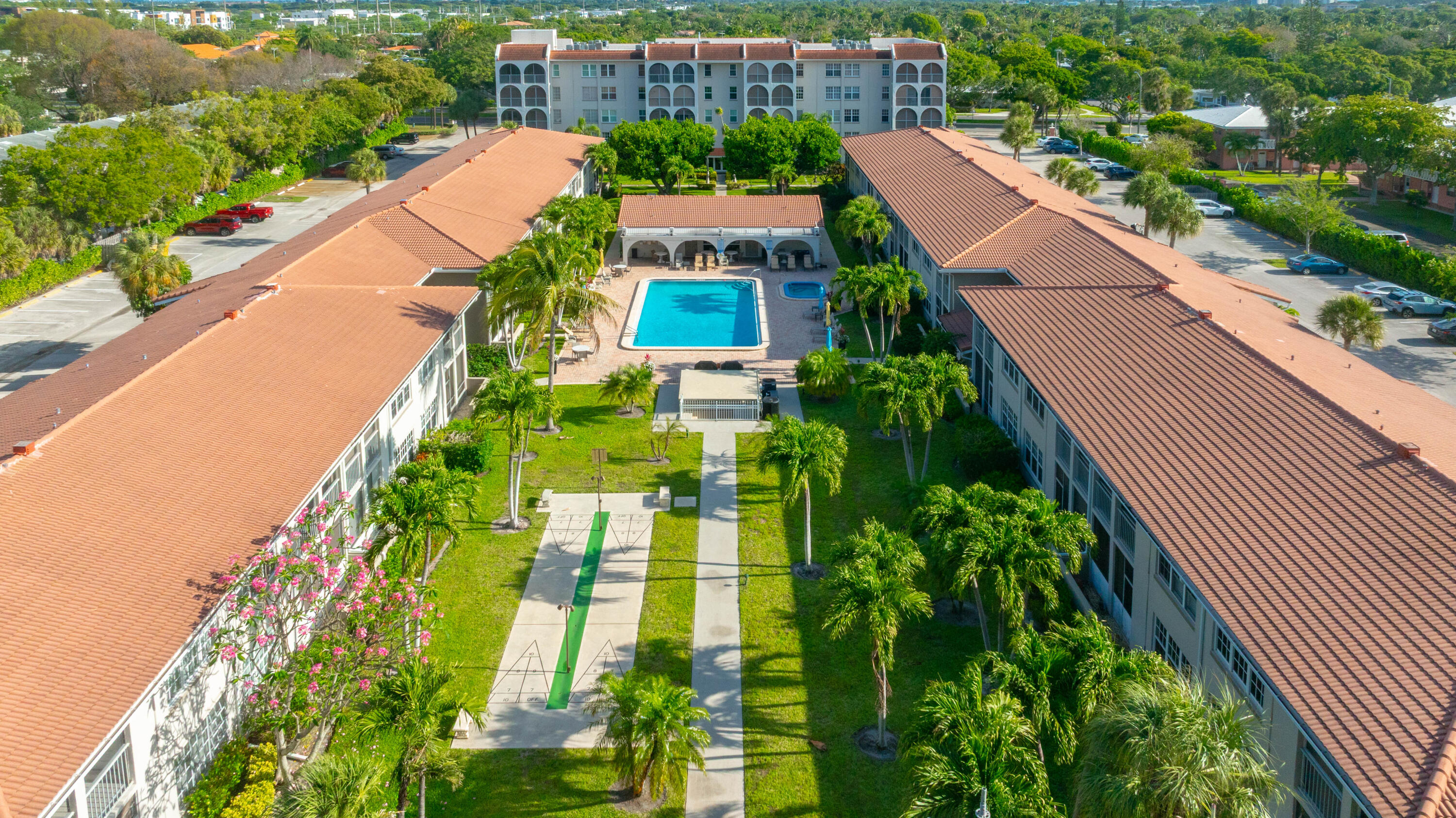 250 Northeast 20th Street, Unit 5260 Boca Raton, FL 33431 - Photo 19 of 42 DJI_20260418090904_0990_D