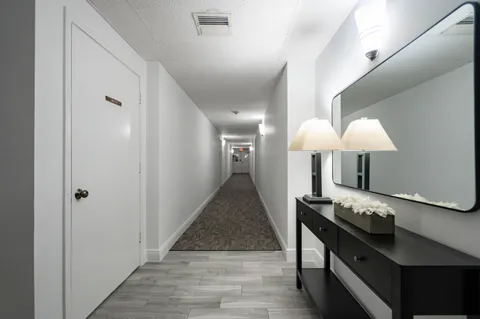 $214,900 | 250 Northeast 20th Street, Unit 5260, Boca Raton, FL 33431