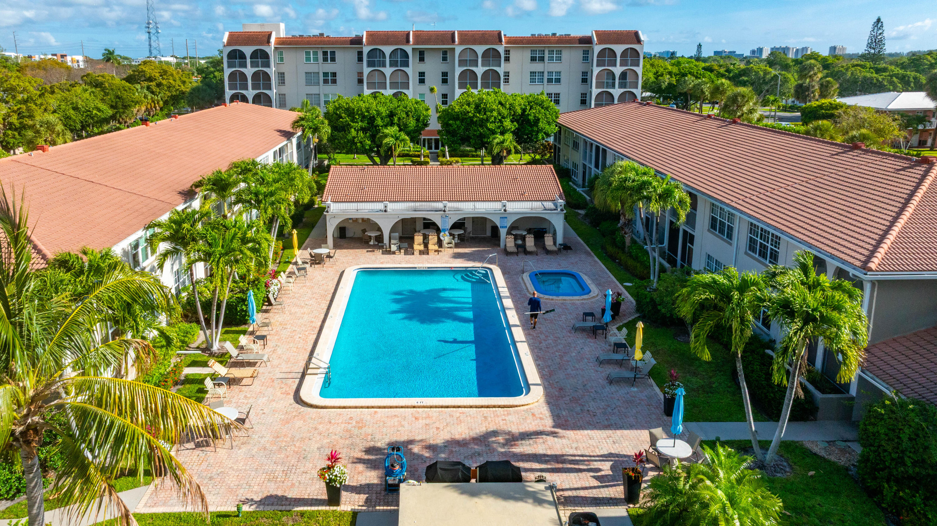 250 Northeast 20th Street, Unit 5260 Boca Raton, FL 33431 - Photo 25 of 27 DJI_20260418091154_0998_D