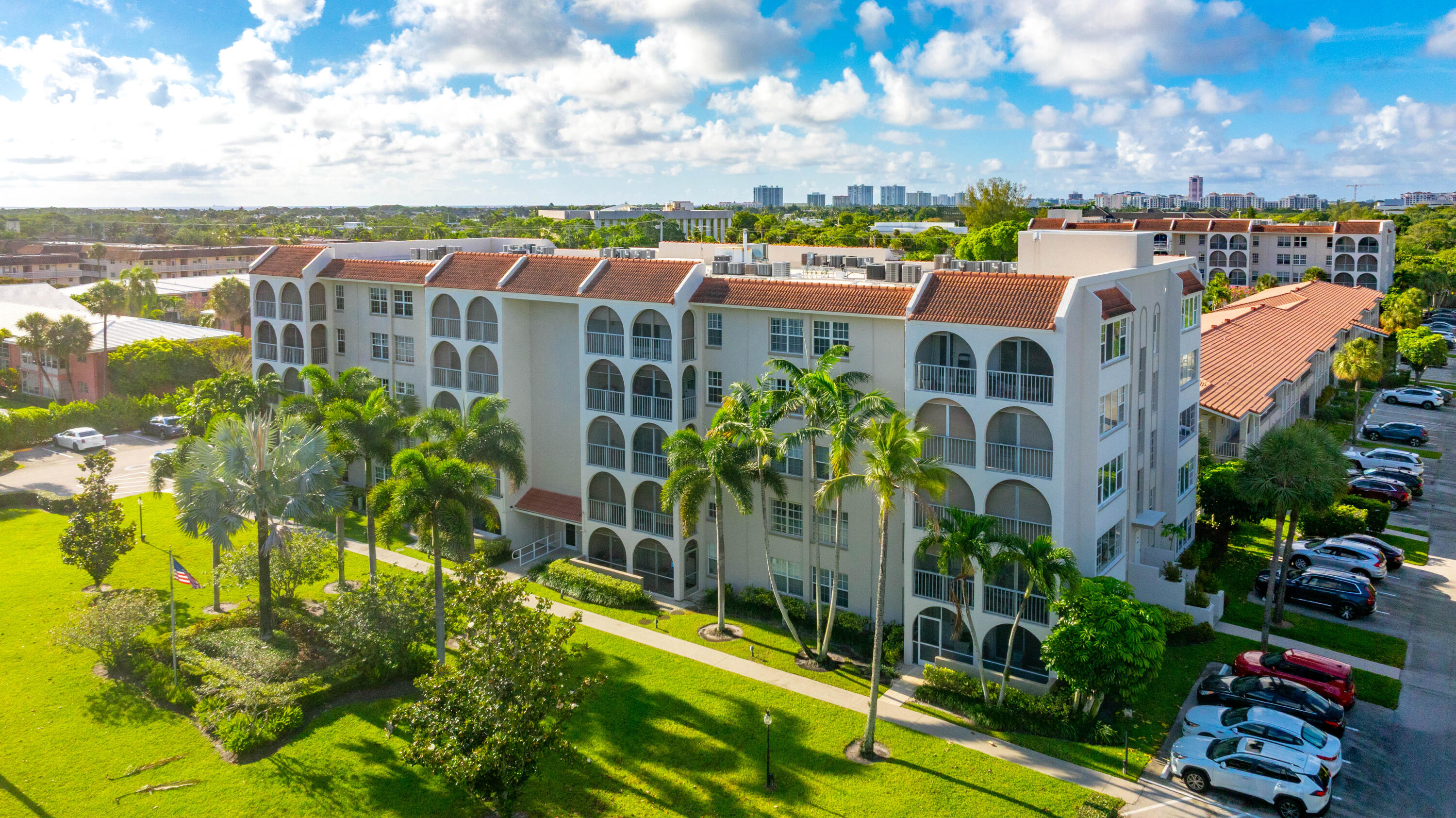 250 Northeast 20th Street, Unit 5260 Boca Raton, FL 33431 - Photo 41 of 42 DJI_20260418091113_0997_D