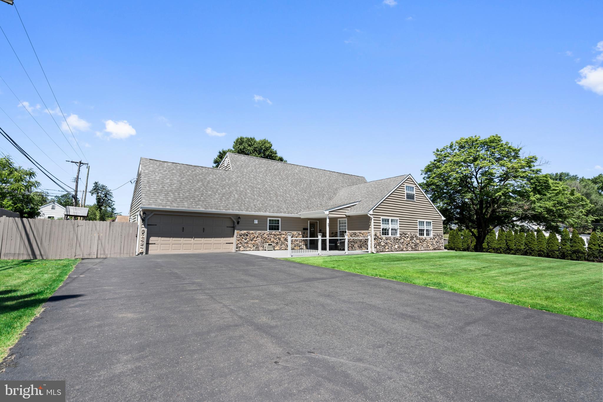 57 Rust Hill Road Levittown, PA 19056 - Photo 1 of 39