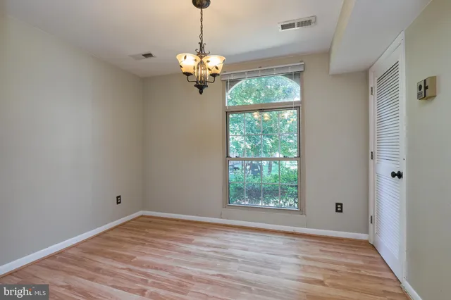 $1,775 | 8302 Tobin Road, Unit 11, Annandale, VA 22003