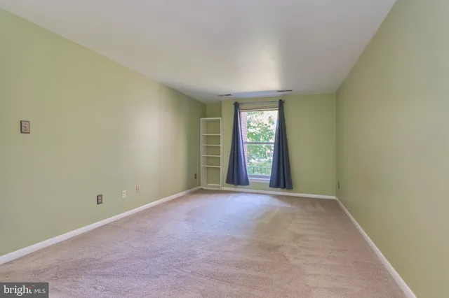 $1,775 | 8302 Tobin Road, Unit 11, Annandale, VA 22003