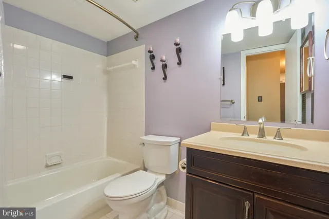 $1,775 | 8302 Tobin Road, Unit 11, Annandale, VA 22003