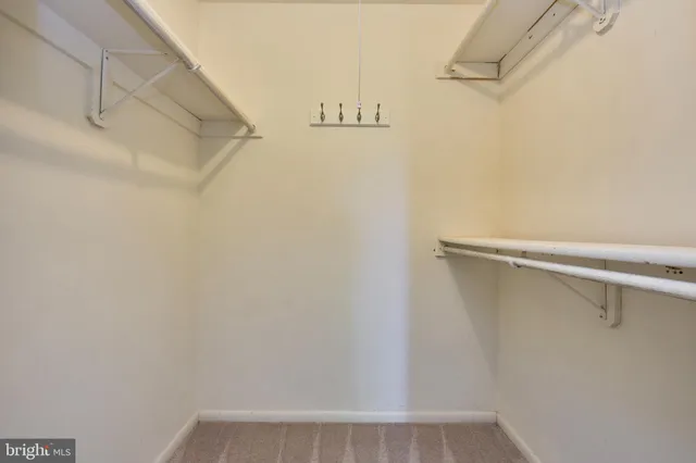 $1,775 | 8302 Tobin Road, Unit 11, Annandale, VA 22003