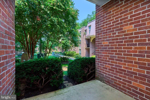 $1,775 | 8302 Tobin Road, Unit 11, Annandale, VA 22003