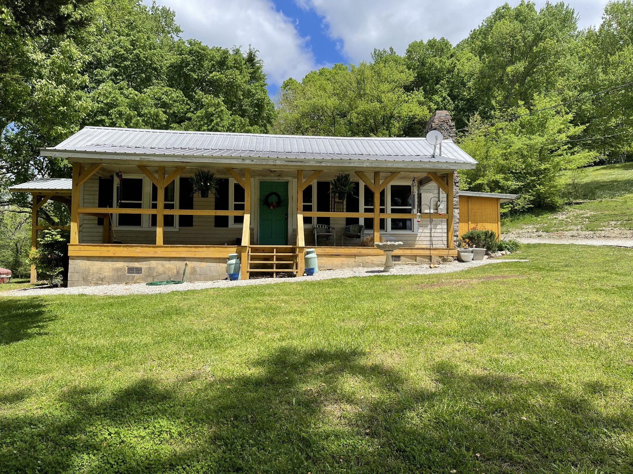 2176 Indian Creek Road Waynesboro, TN 38485 - Photo 1 of 19 Gallery Image 1