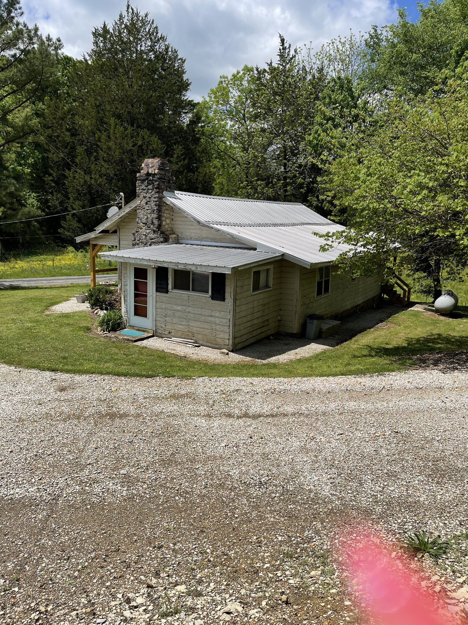 2176 Indian Creek Road Waynesboro, TN 38485 - Photo 3 of 19 Gallery Image 3