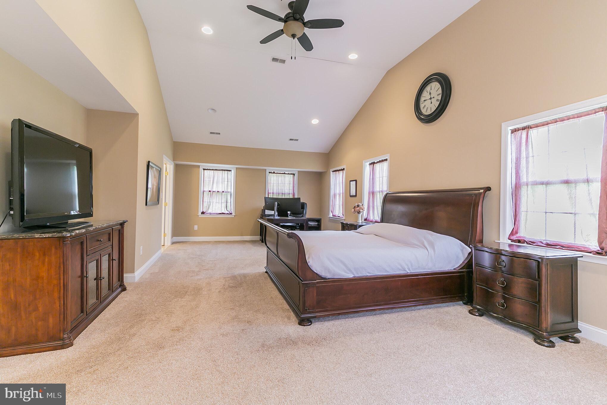 324 Deep Run Road Perkasie, PA 18944 - Photo 19 of 28 Large Master Bedroom