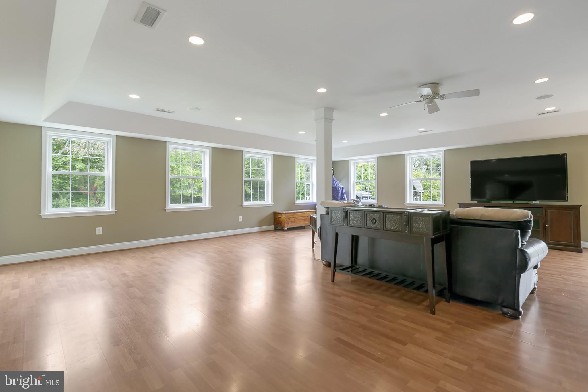 324 Deep Run Road Perkasie, PA 18944 - Photo 8 of 28 Open Living Space