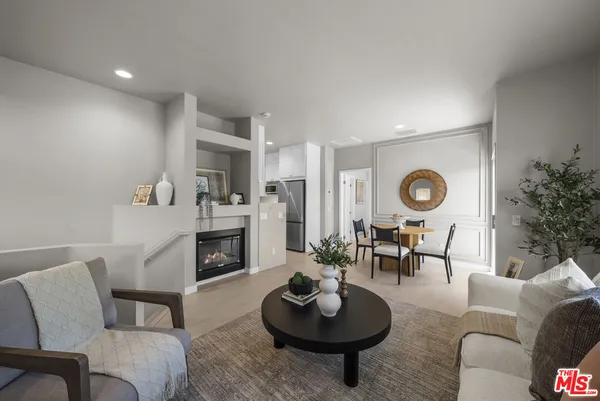 $2,795 | 26971 Hillsborough Parkway, Unit 79, Valencia, CA 91354