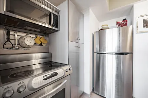 a view of utility room