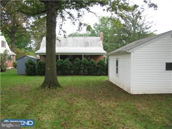 303 Rogers Road Norristown, PA 19403 - Photo 4 of 12 Exterior Back