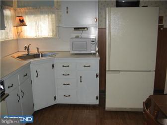 303 Rogers Road Norristown, PA 19403 - Photo 5 of 12 Kitchen
