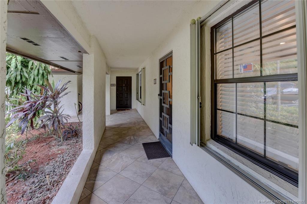 3100 Southeast Pruitt Road, Unit B102 Port St. Lucie, FL 34952 - Photo 5 of 55 a view of a entryway