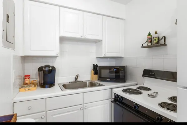 $1,625 | 820 Northeast 16th Avenue, Unit 3, Fort Lauderdale, FL 33304